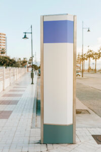 Totem pylon sign